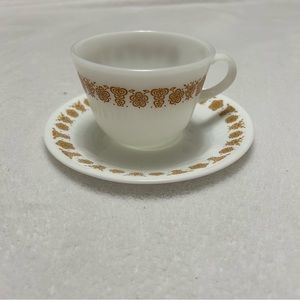 Vintage Corelle Tea Cup and Saucer Set of 4 Gold Butterfly